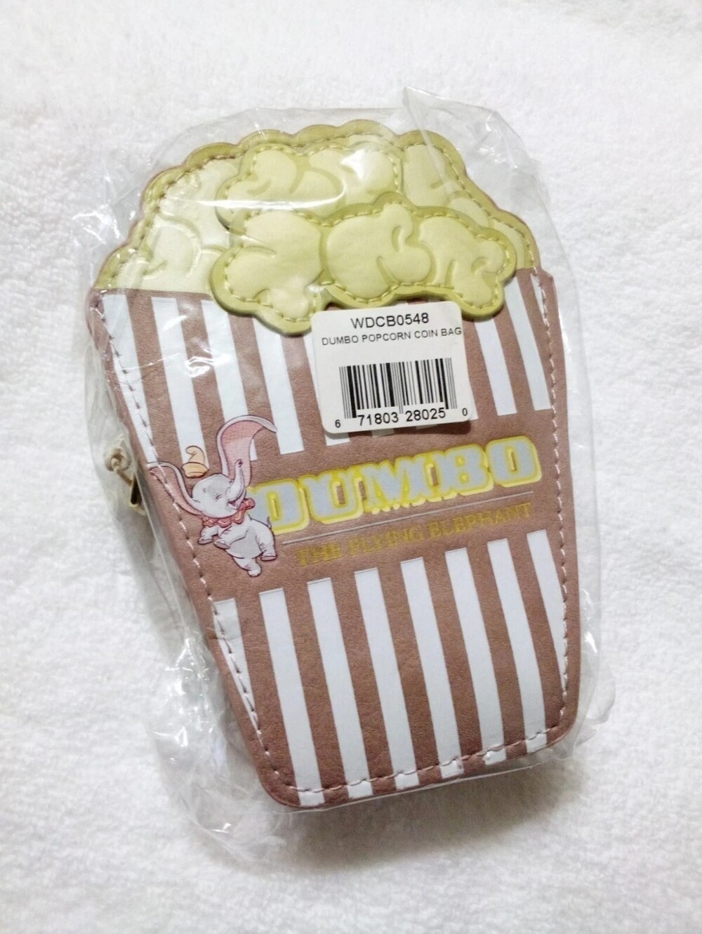 Loungefly Disney Dumbo Flying Elephant Popcorn Change Coin Purse Keychain - Picture 3 of 9